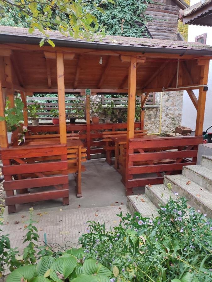 Vila Brazilor Căciulata Kültér fotó