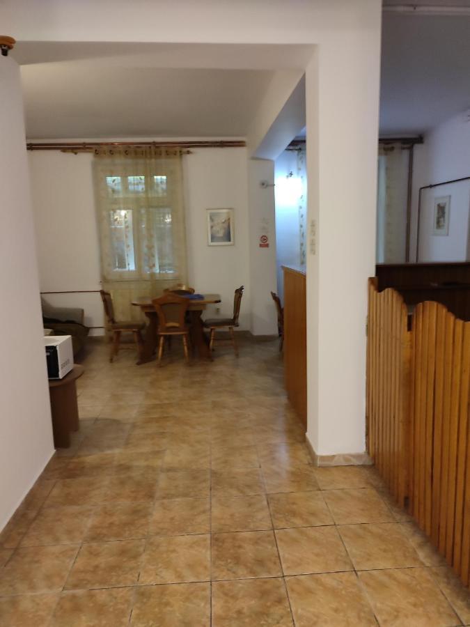 Vila Brazilor Căciulata Kültér fotó